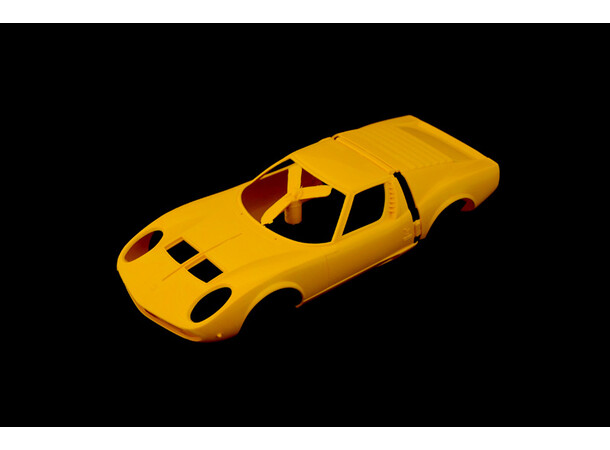 Lamborghini Miura Startersæt Italeri 1:24 byggesæt 