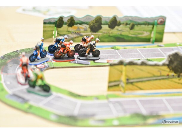 Flamme Rouge Grand Tour Expansion Udvidelse til Flamme Rouge 